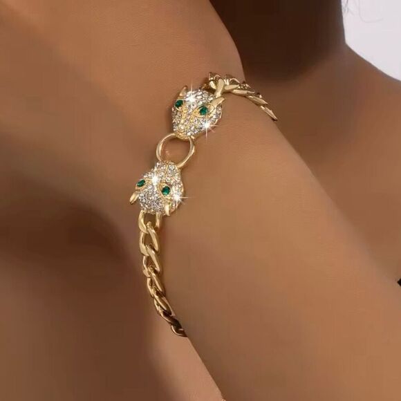 White Diamond Simulated Green Emerald Glass Leopard Head Link Gold Bracelet New - Picture 2 of 4